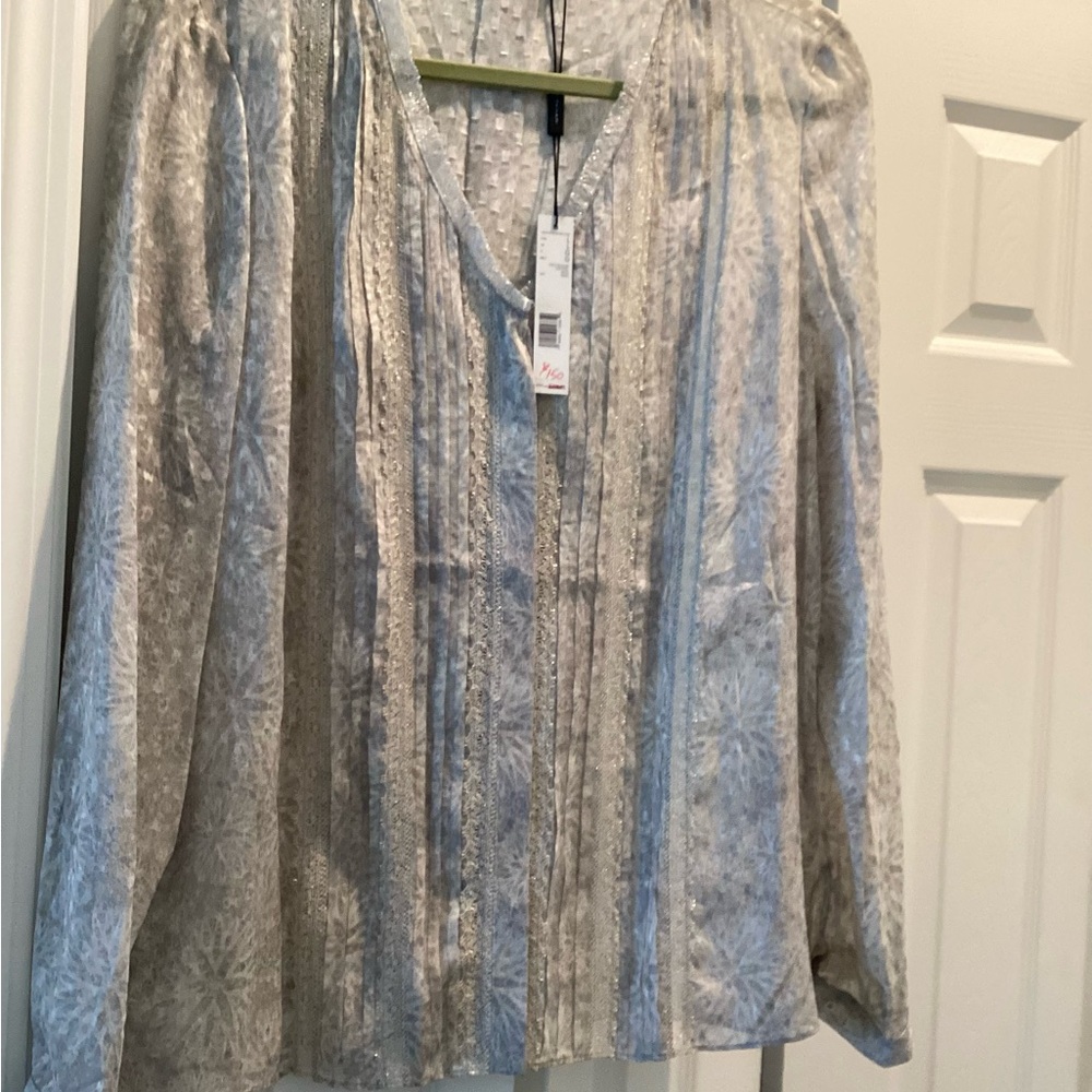 Tahari Light Gray Patterned Blouse